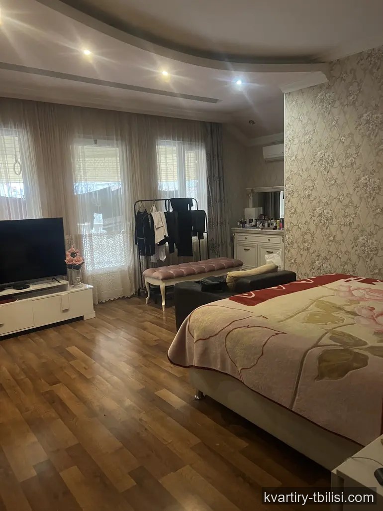8-bedroom House for sale in Didi Digomi, Tbilisi, 340 sqm — 600 000 USD | Tbilisi Homes