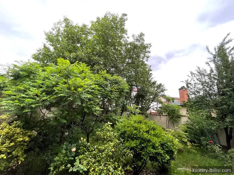 8-bedroom House for sale in Didi Digomi, Tbilisi, 300 sqm — 490 000 USD | Tbilisi Homes