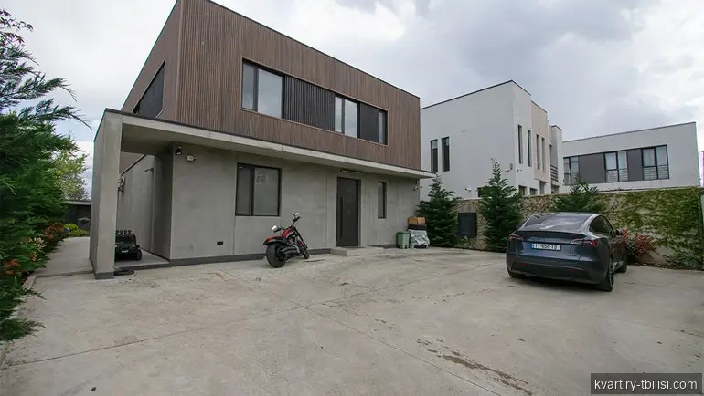 8-комнатный дом в Диди Дигоми — 680 000 USD | Tbilisi Homes