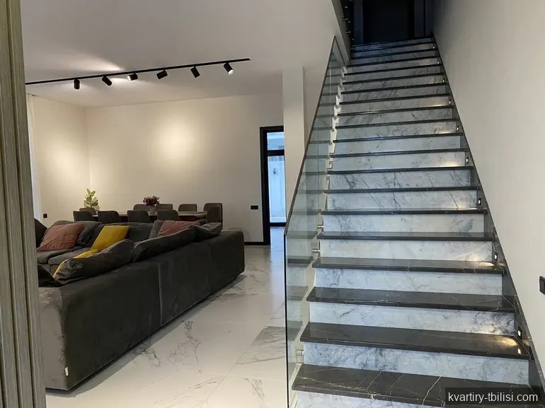 9-bedroom House for sale in Didi Digomi, Tbilisi, 340 sqm — 430 000 USD | Tbilisi Homes