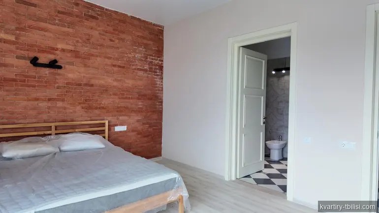 იყიდება 9 ოთახიანი სახლი დიდ დიღომში, 520 მ² — 4 500 USD | Tbilisi Homes