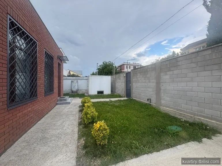 7-bedroom House for sale in Digomi 1-9, Tbilisi, 320 sqm — 700 000 USD | Tbilisi Homes
