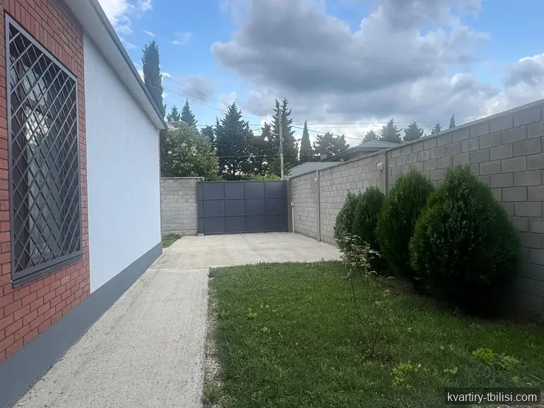 7-bedroom House for sale in Digomi 1-9, Tbilisi, 320 sqm — 700 000 USD | Tbilisi Homes