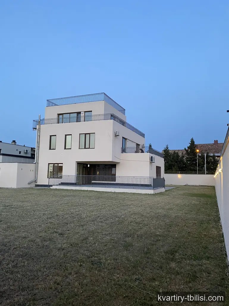 8-к. квартира