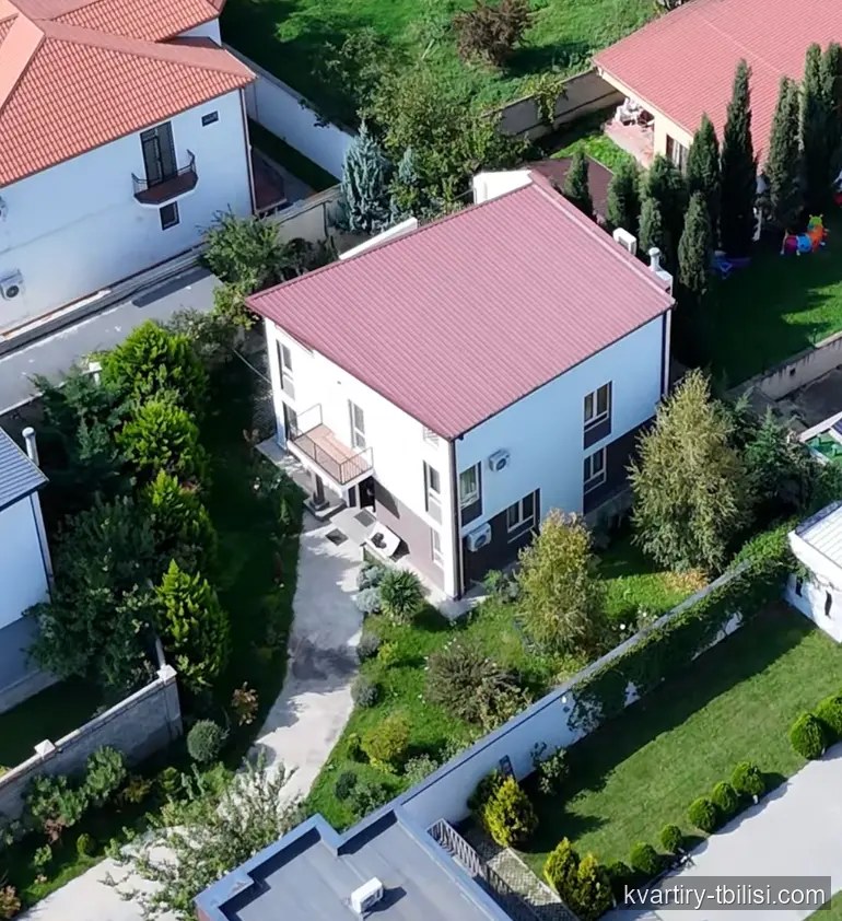 იყიდება 8 ოთახიანი სახლი დიღომი 1-9-ში, 320 მ² — 910 000 USD | Tbilisi Homes