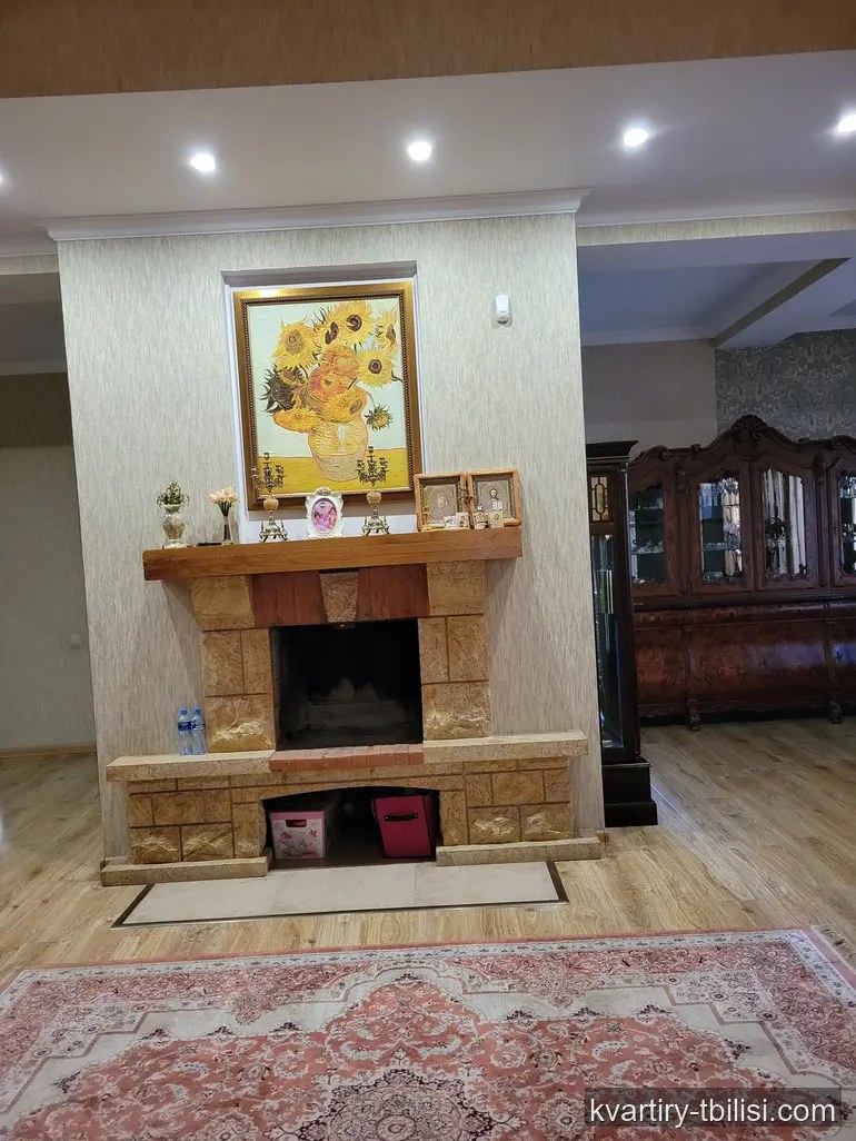 იყიდება 9 ოთახიანი სახლი დიღომი 1-9-ში, 260 მ² — 800 000 USD | Tbilisi Homes