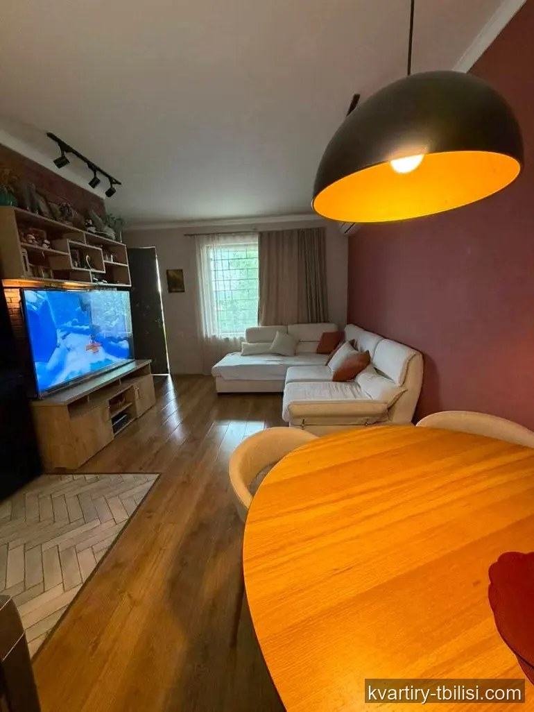 იყიდება 2 ოთახიანი სახლი თბილისში, 60 მ² — 110 000 USD | Tbilisi Homes