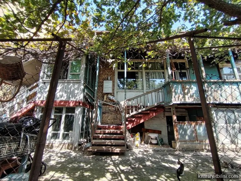 იყიდება 11 ოთახიანი სახლი ელიაზე, 455 მ² — 250 000 USD | Tbilisi Homes