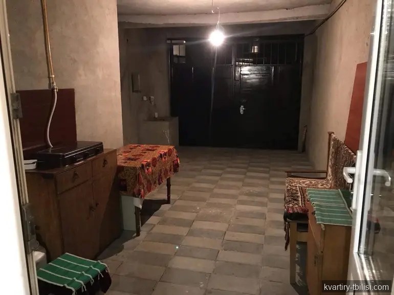 იყიდება 3 ოთახიანი სახლი ისანში, 160 მ² — 115 000 USD | Tbilisi Homes