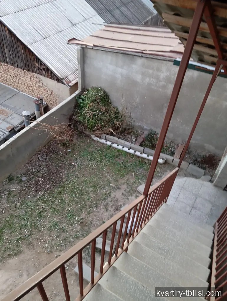 5-комнатный дом в Исани — 120 000 USD | Tbilisi Homes