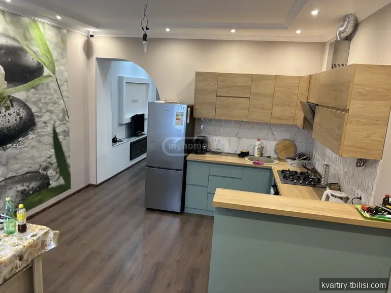 იყიდება 5 ოთახიანი სახლი ისანში, 110 მ² — 118 000 USD | Tbilisi Homes
