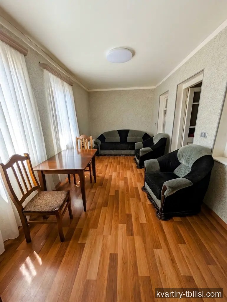 8-bedroom House for sale in Isani, Tbilisi, 226 sqm — 158 000 USD | Tbilisi Homes