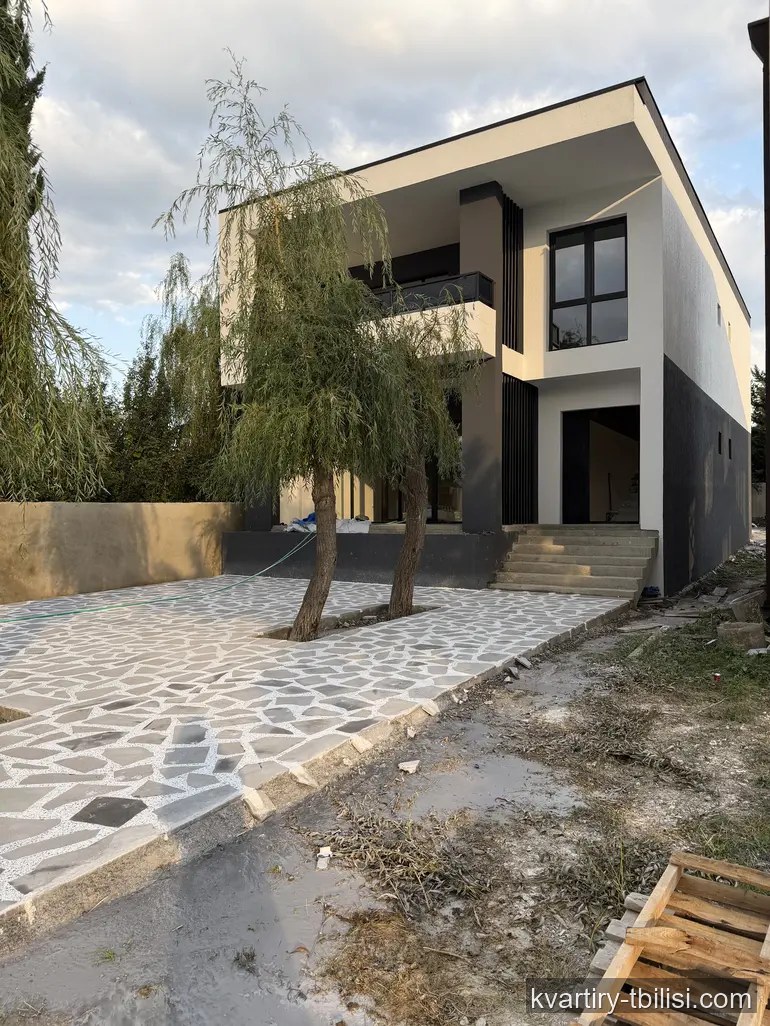 იყიდება 8 ოთახიანი სახლი ივერთუბანში, 235 მ² — 350 000 USD | Tbilisi Homes