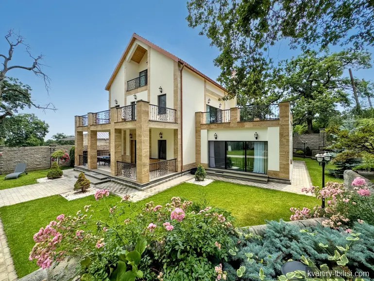 8-комнатный дом в Коджори — 995 000 USD | Tbilisi Homes