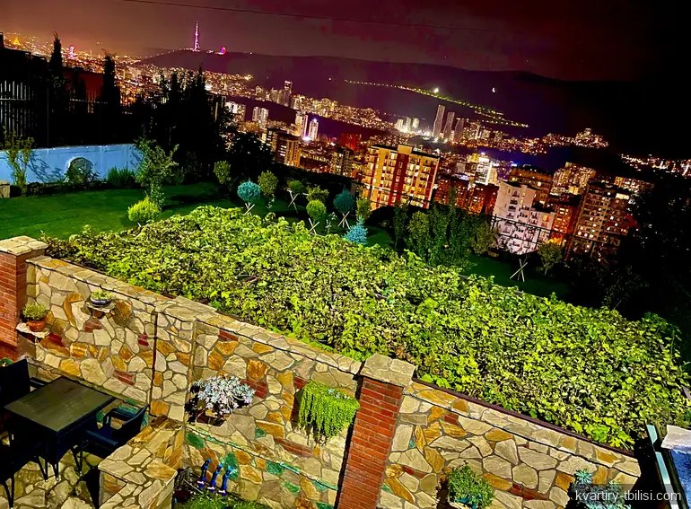 11-bedroom House for sale in Lisi, Tbilisi, 450 sqm — 850 000 USD | Tbilisi Homes