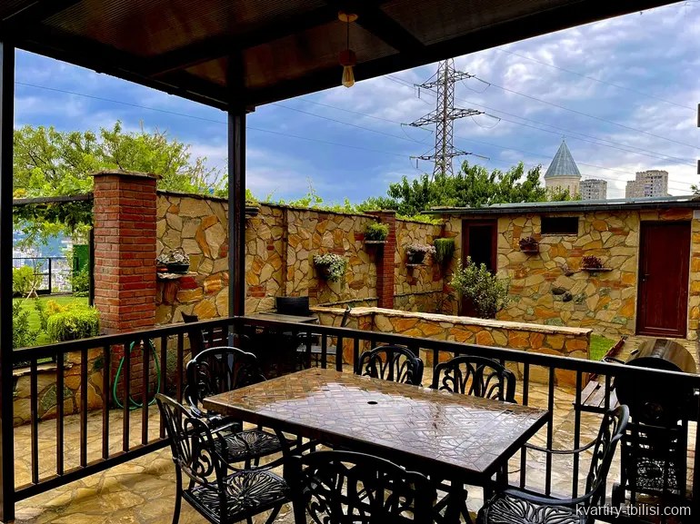 11-bedroom House for sale in Lisi, Tbilisi, 450 sqm — 850 000 USD | Tbilisi Homes