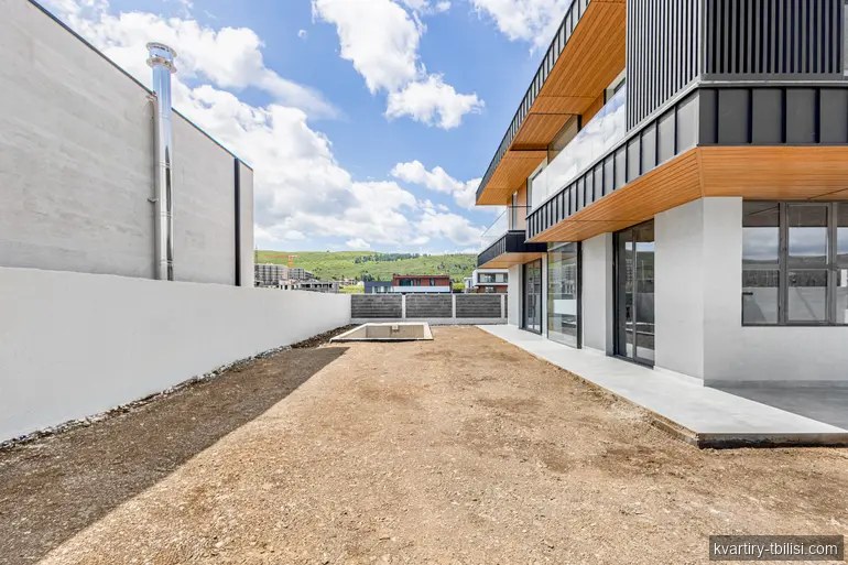 11-bedroom House for sale in Lisi, Tbilisi, 370 sqm — 479 000 USD | Tbilisi Homes