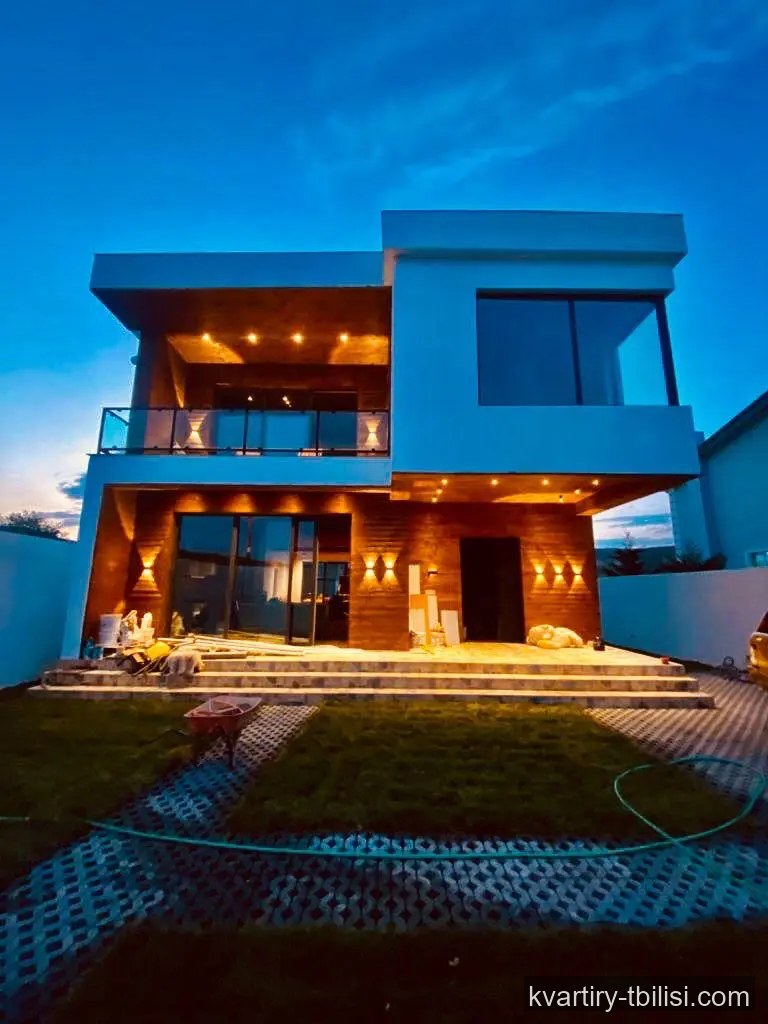 7-bedroom House for sale in Lisi, Tbilisi, 653 sqm — 650 000 USD | Tbilisi Homes