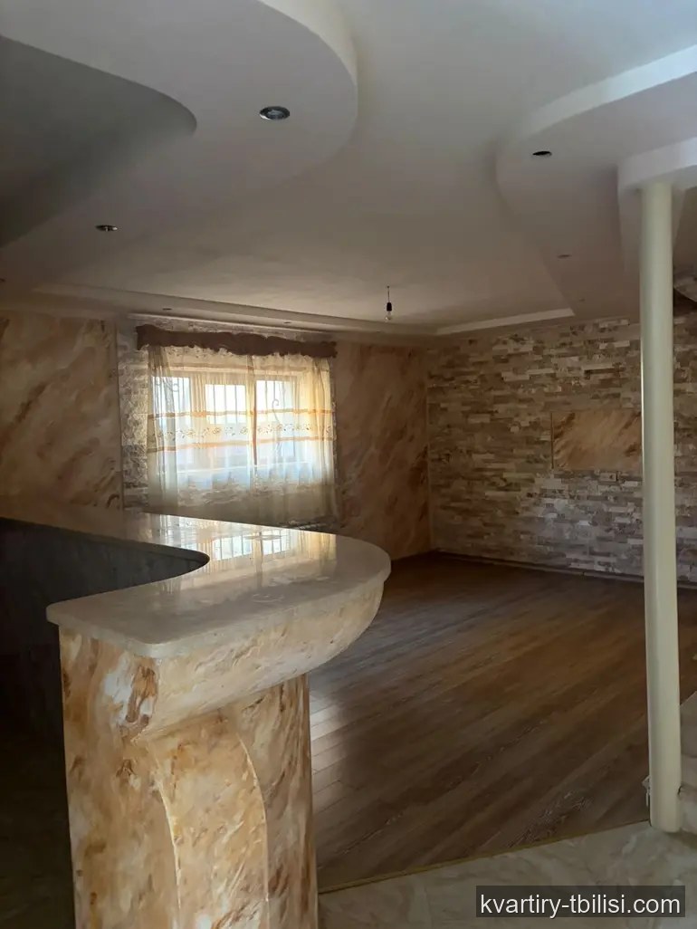 7-bedroom House for sale in Lotkini, Tbilisi, 270 sqm — 170 000 USD | Tbilisi Homes