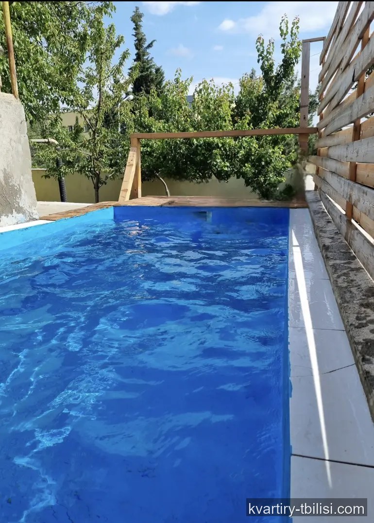 იყიდება 9 ოთახიანი სახლი ლოტკინზე, 367 მ² — 170 000 USD | Tbilisi Homes
