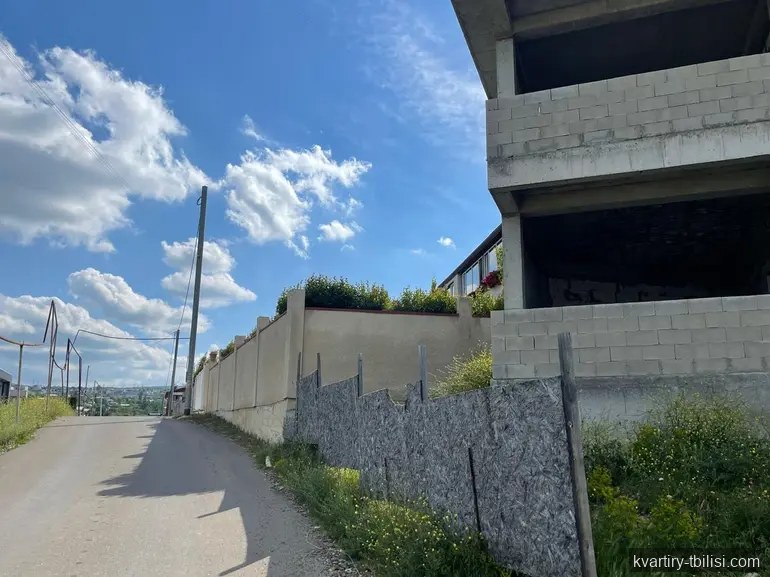 4-комнатный дом на Мтацминде — 145 000 USD | Tbilisi Homes