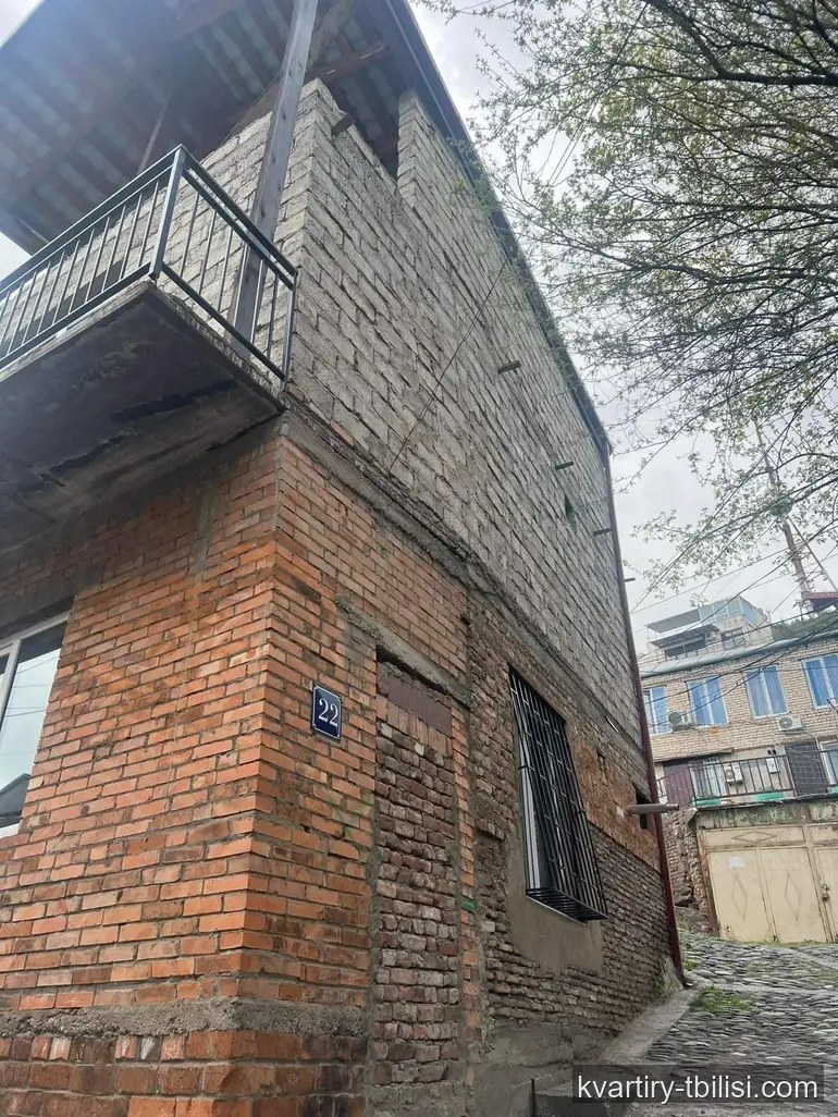 იყიდება 5 ოთახიანი სახლი მთაწმინდაზე, 170 მ² — 285 000 USD | Tbilisi Homes