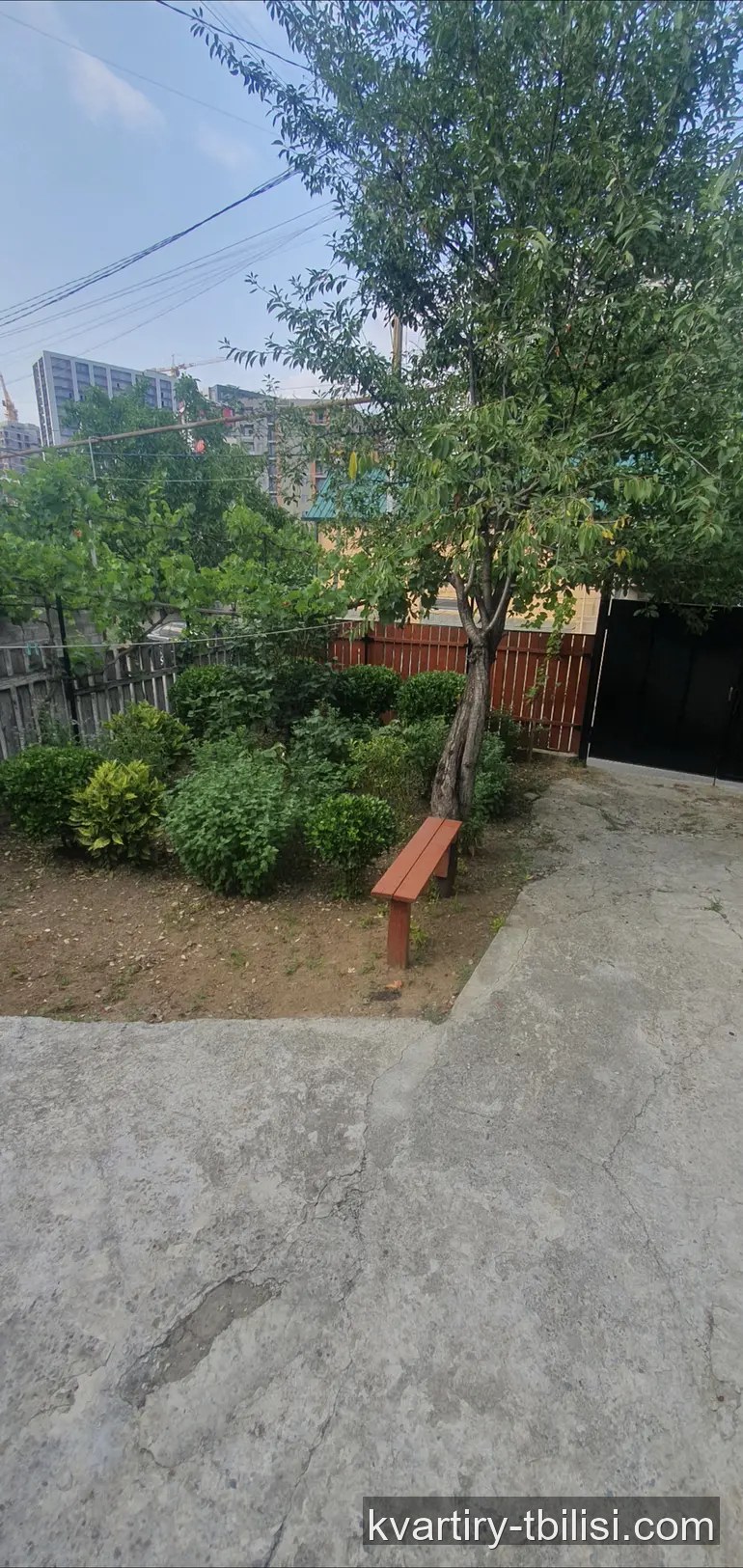 იყიდება 4 ოთახიანი სახლი მუხიანში, 80 მ² — 14 031 USD | Tbilisi Homes