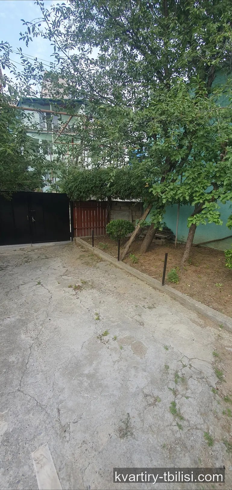 იყიდება 4 ოთახიანი სახლი მუხიანში, 80 მ² — 14 031 USD | Tbilisi Homes