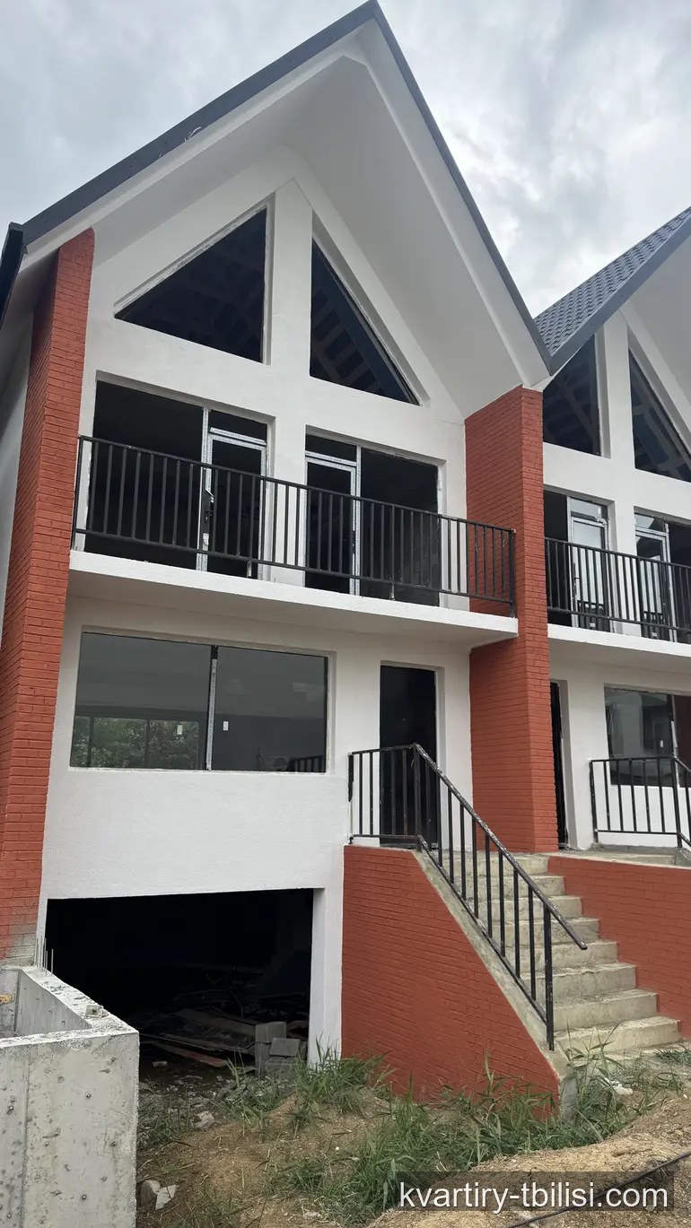 9-bedroom House for sale in Mukhiani, Tbilisi, 200 sqm — 180 000 USD | Tbilisi Homes