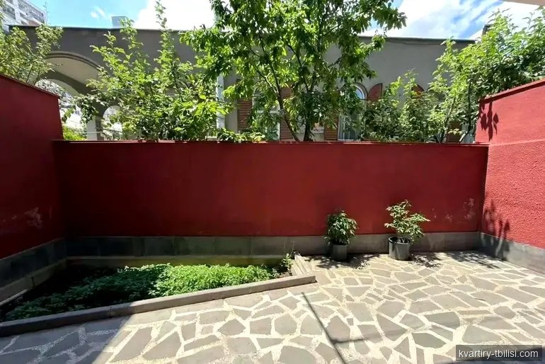 11-bedroom House for sale in Nadzaladevi, Tbilisi, 210 sqm — 280 000 USD | Tbilisi Homes