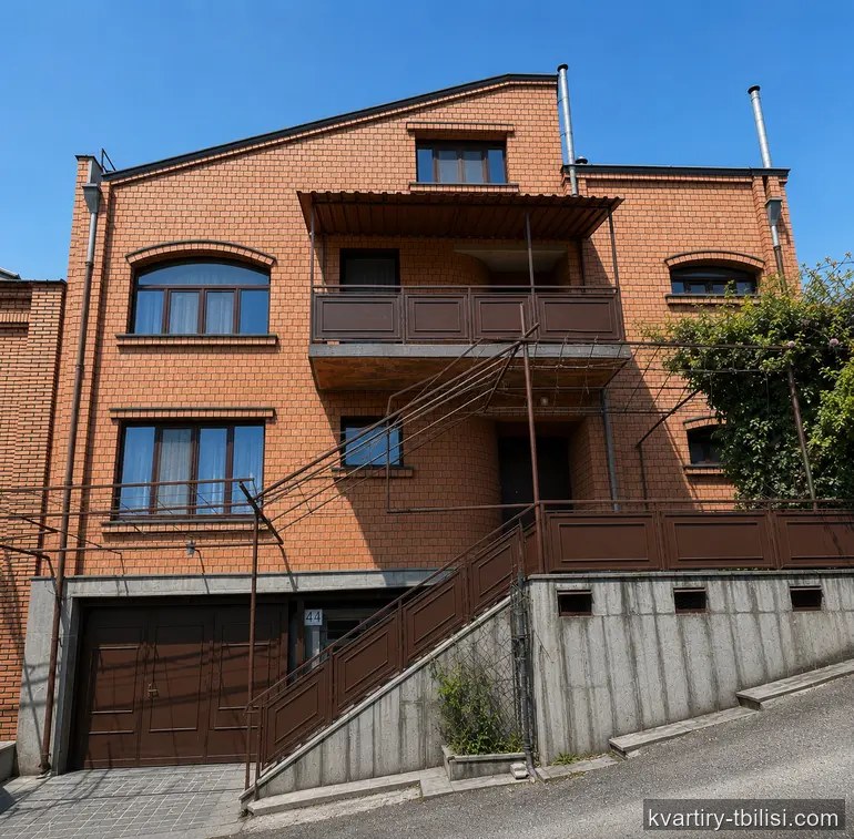 11-bedroom House for sale in Nadzaladevi, Tbilisi, 462.52 sqm — 570 000 USD | Tbilisi Homes