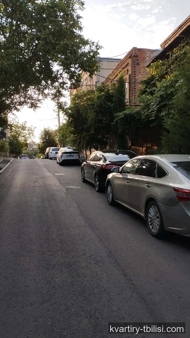 იყიდება 5 ოთახიანი სახლი ნაძალადევში, 180 მ² — 150 000 USD | Tbilisi Homes