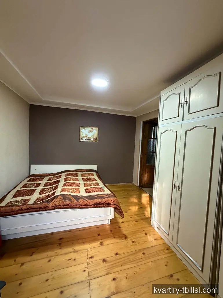 იყიდება 7 ოთახიანი სახლი ნაძალადევში, 201 მ² — 150 000 USD | Tbilisi Homes