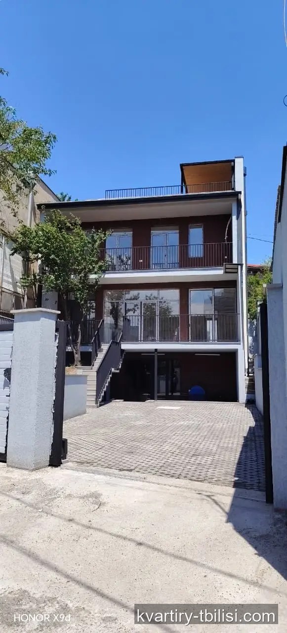 11-bedroom House for sale in Saburtalo, Tbilisi, 341 sqm — 820 000 USD | Tbilisi Homes