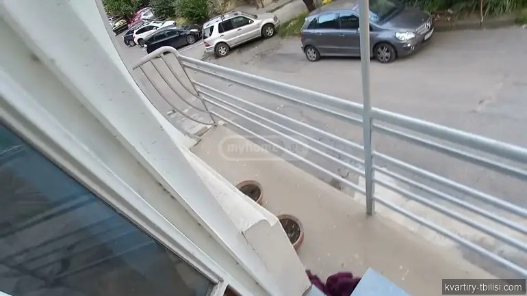 იყიდება 2 ოთახიანი სახლი საბურთალოზე, 63 მ² — 45 500 USD | Tbilisi Homes