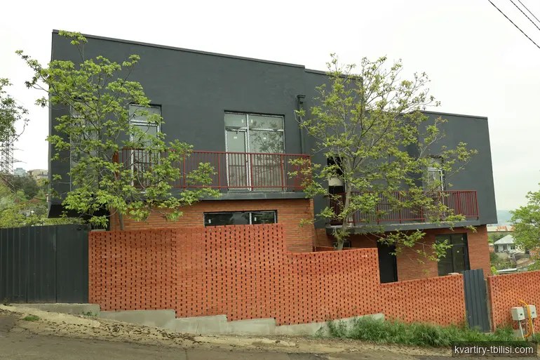 5-комнатный дом на Сабуртало — 270 000 USD | Tbilisi Homes