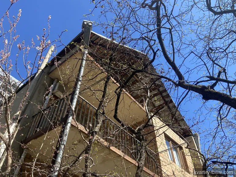 7-комнатный дом на Сабуртало — 245 000 USD | Tbilisi Homes