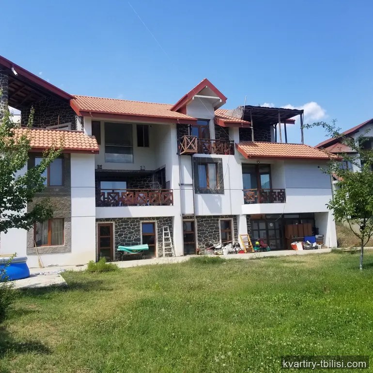 8-комнатный дом на Сабуртало — 270 000 USD | Tbilisi Homes