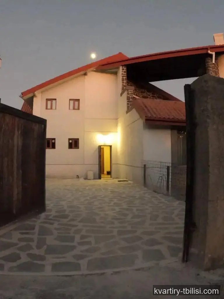 8-комнатный дом на Сабуртало — 270 000 USD | Tbilisi Homes