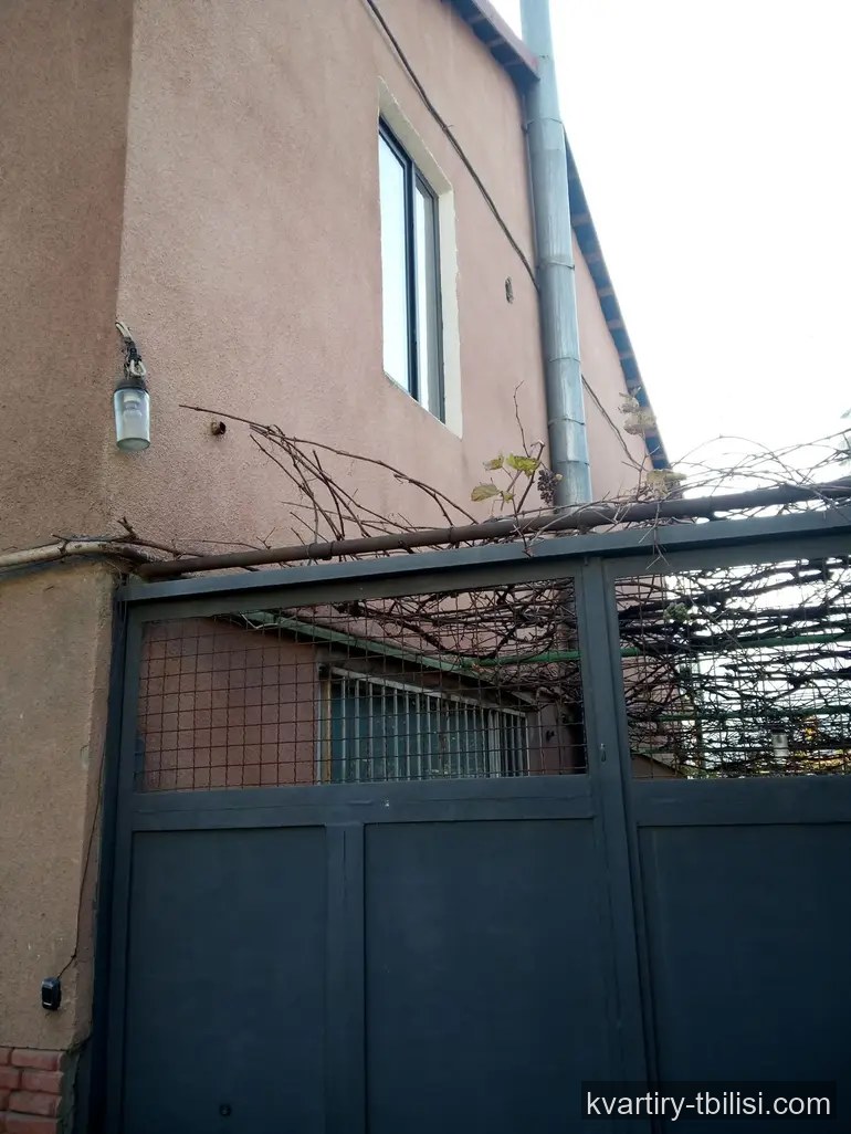 9-комнатный дом на Сабуртало — 1 100 000 USD | Tbilisi Homes