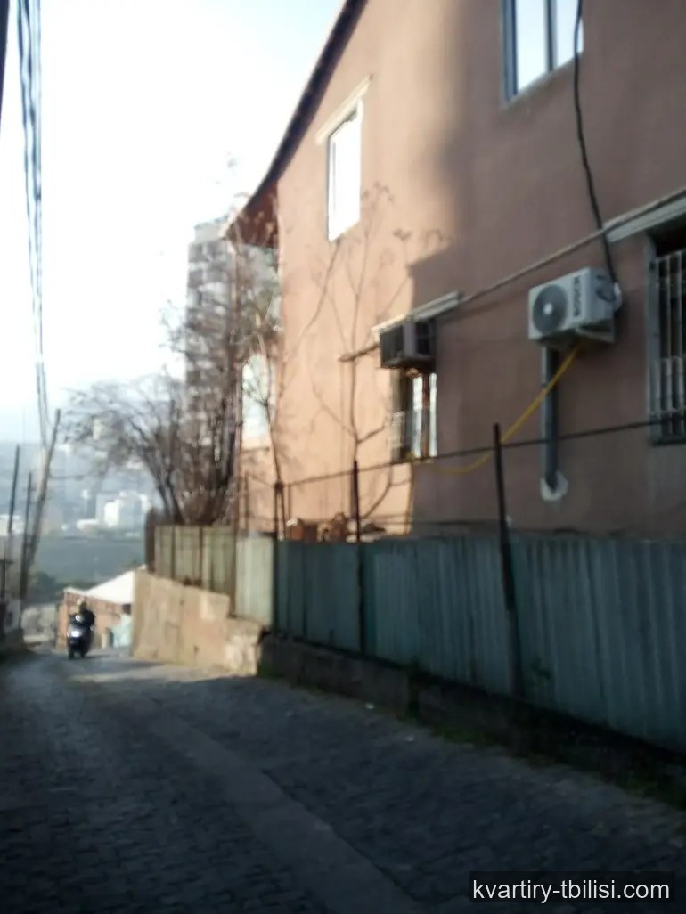 9-комнатный дом на Сабуртало — 1 100 000 USD | Tbilisi Homes