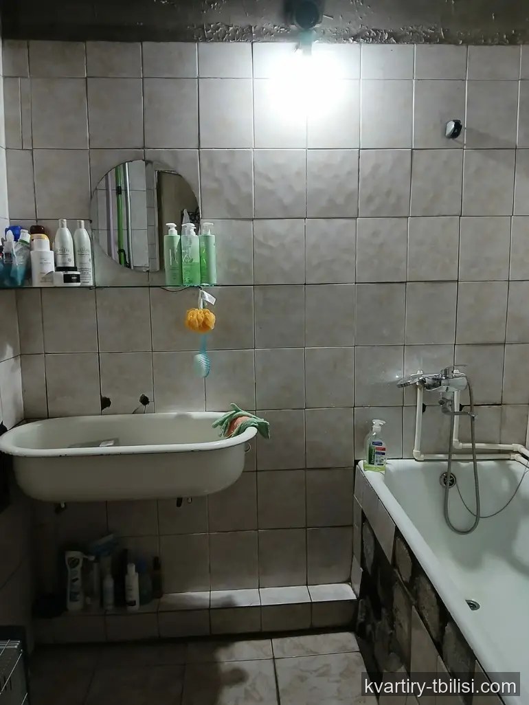 იყიდება 4 ოთახიანი სახლი სამგორში, 350 მ² — 95 000 USD | Tbilisi Homes