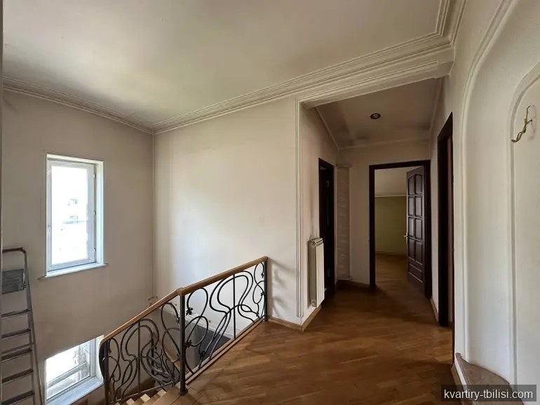 8-комнатный дом в Самгори — 300 000 USD | Tbilisi Homes
