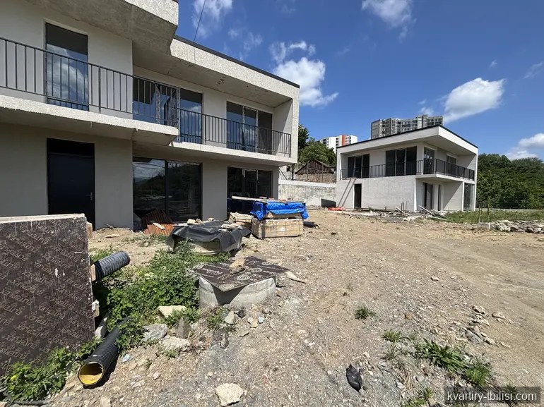 5-bedroom House for sale in Sanzona, Tbilisi, 200 sqm — 200 000 USD | Tbilisi Homes