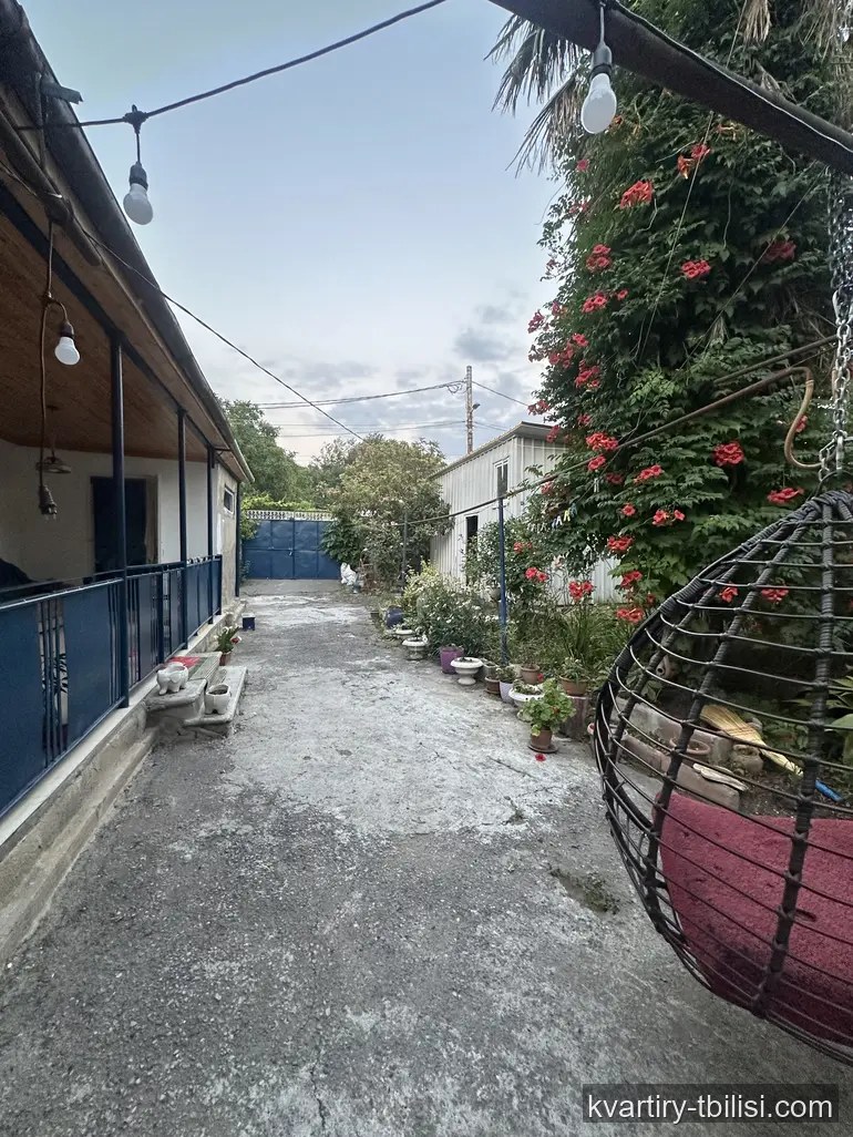იყიდება 7 ოთახიანი სახლი სანზონაში, 100 მ² — 300 000 USD | Tbilisi Homes