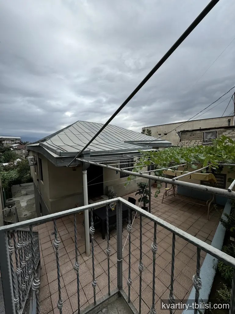 7-bedroom House for sale in Sanzona, Tbilisi, 200 sqm — 170 000 USD | Tbilisi Homes