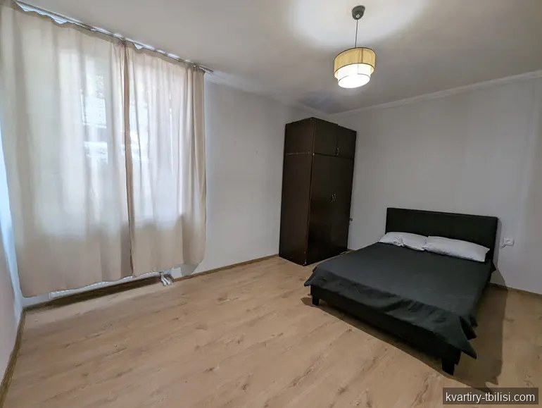 იყიდება 8 ოთახიანი სახლი სანზონაში, 290 მ² — 300 000 USD | Tbilisi Homes