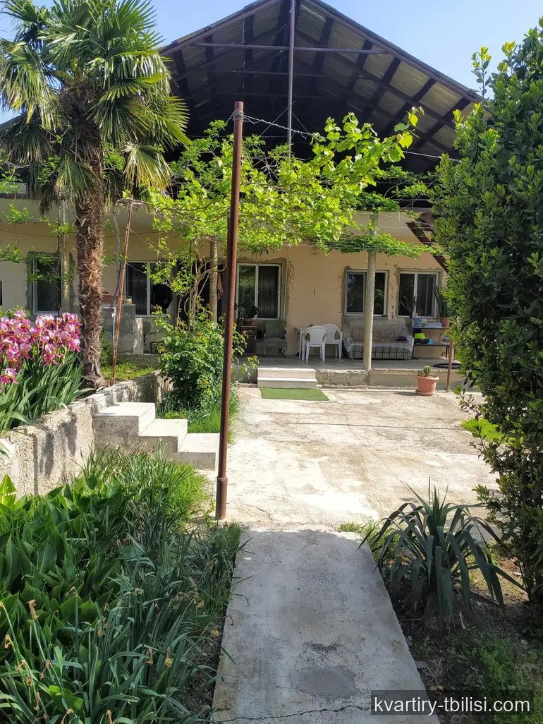 იყიდება 4 ოთახიანი სახლი თბილისში, 500 მ² — 175 000 USD | Tbilisi Homes
