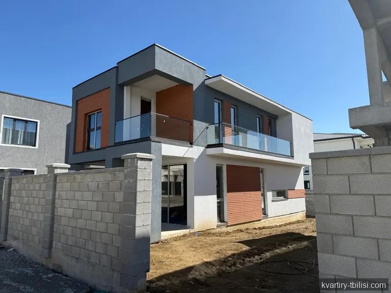 8-bedroom House for sale in Tbilisi, Tbilisi, 220 sqm — 370 000 USD | Tbilisi Homes