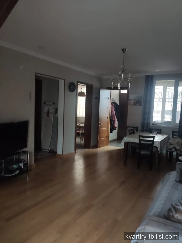 5-bedroom House for sale in Tbilisi, Tbilisi, 300 sqm — 200 000 USD | Tbilisi Homes
